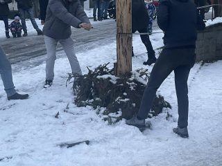 Kácení máje a rozvícení stromečku