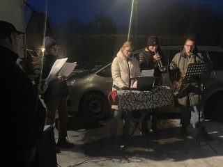 Kácení máje a rozvícení stromečku